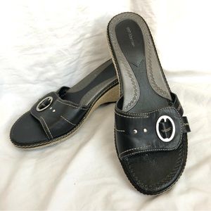 Black wedge slides sz 8.5